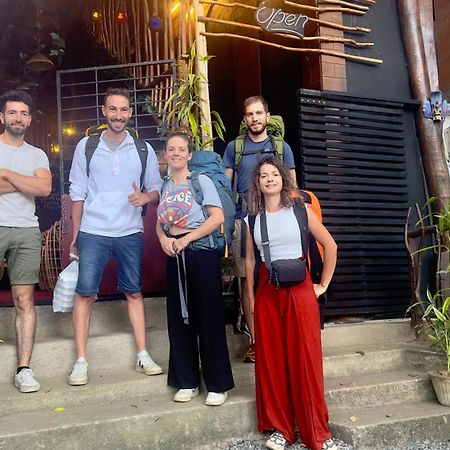 A Lounge Hostel And Cafe إيلا المظهر الخارجي الصورة