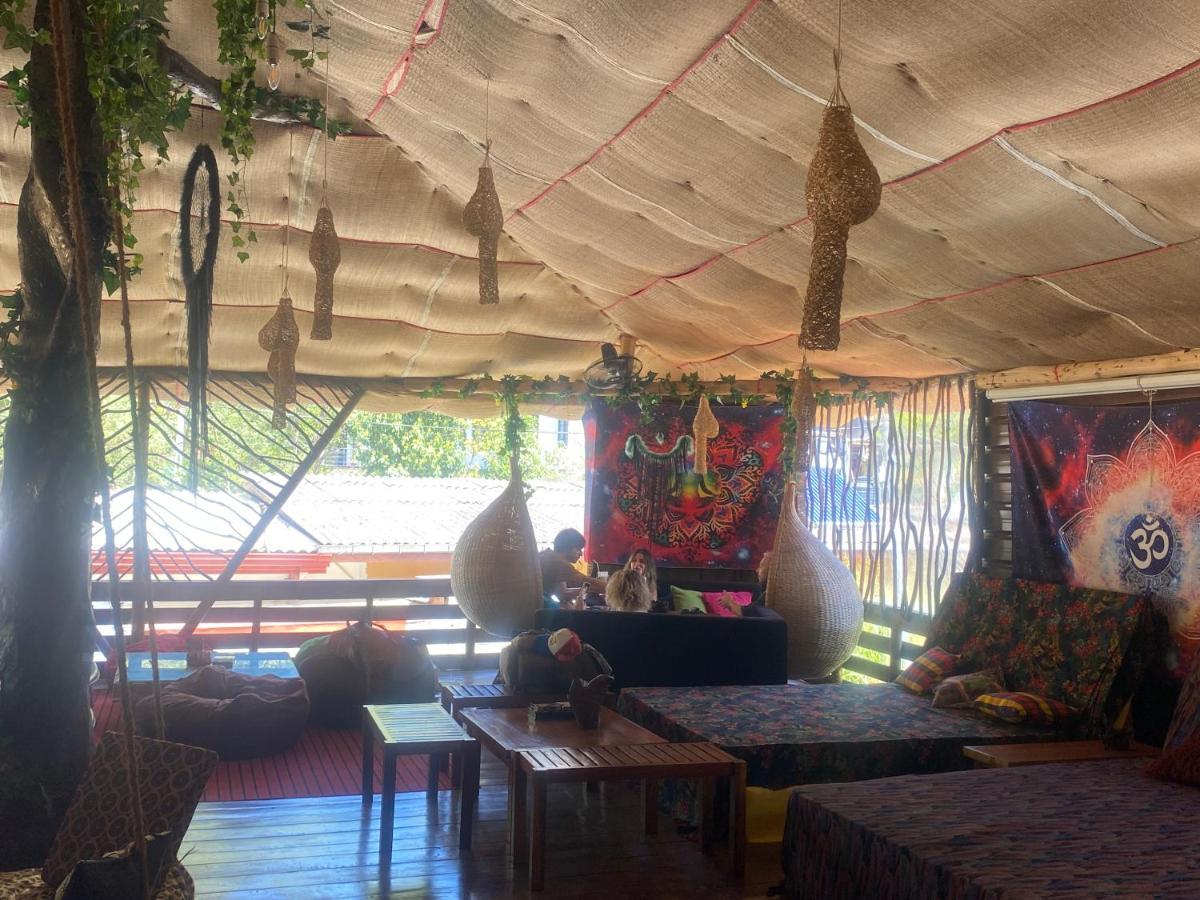 A Lounge Hostel And Cafe إيلا المظهر الخارجي الصورة