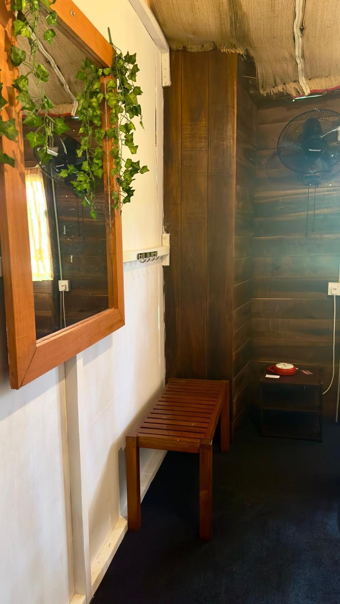 A Lounge Hostel And Cafe إيلا المظهر الخارجي الصورة