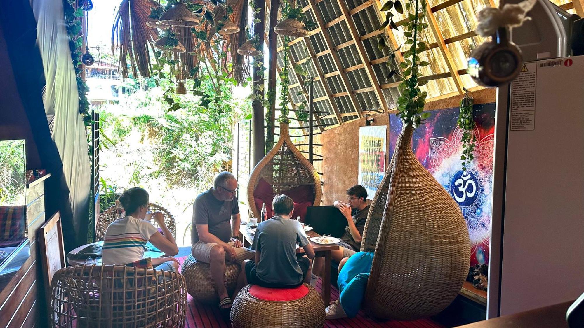 A Lounge Hostel And Cafe إيلا المظهر الخارجي الصورة