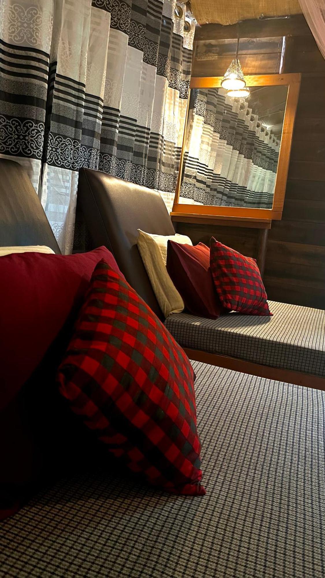 A Lounge Hostel And Cafe إيلا المظهر الخارجي الصورة